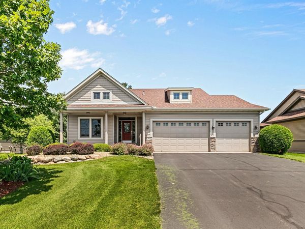 1607 140th Avenue NE, Ham Lake, MN 55304