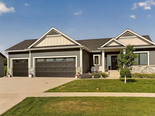 867 Grand Ridge Drive NE, Byron, MN 55920