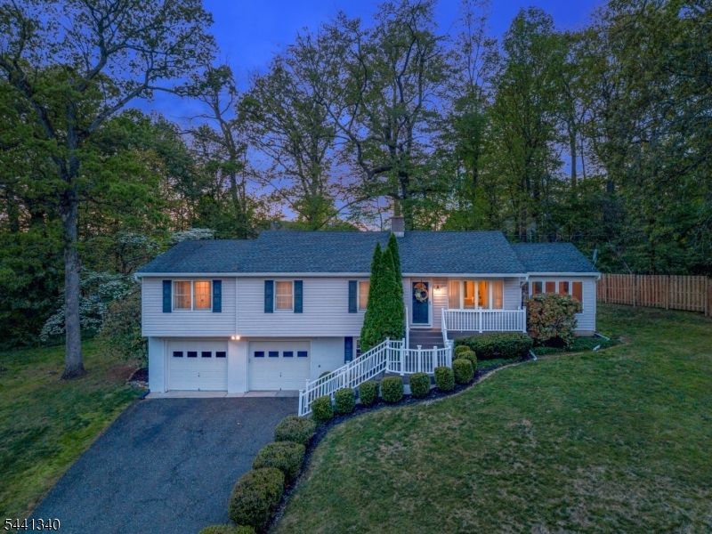 42 Chilton St, Bernardsville, NJ 07924 Main Photo