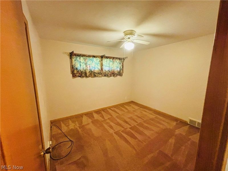 24346 Paradise Lane, Euclid, OH 44123 Photo 17