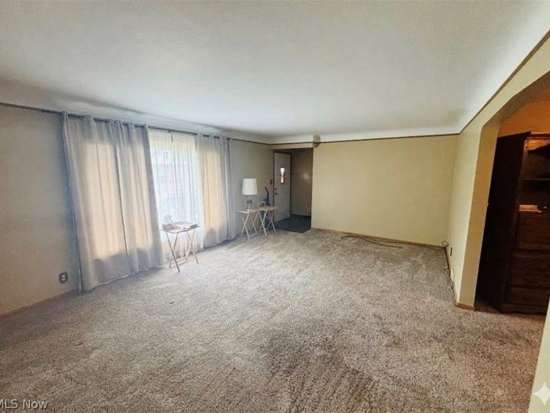 24346 Paradise Lane, Euclid, OH 44123 Photo 9
