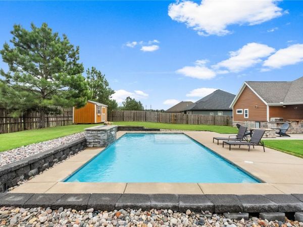 3780 Bitterroot Street, Bentonville, AR 72712