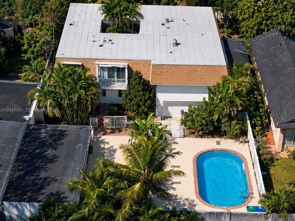9611 SW 77th Ave , Unit 305A, Miami, FL 33156 Photo