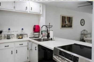 9611 SW 77th Ave , Unit 305A, Miami, FL 33156 Photo