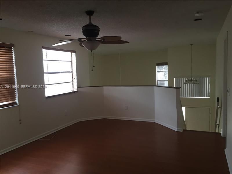 331 Ives Dairy Rd , Unit 331-10, Miami, FL 33179 Photo