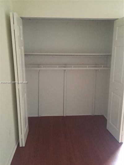 331 Ives Dairy Rd , Unit 331-10, Miami, FL 33179 Photo