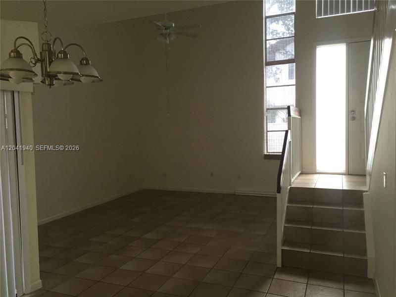 331 Ives Dairy Rd , Unit 331-10, Miami, FL 33179 Photo