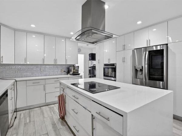 14401 SW 23rd St , Davie, FL 33325