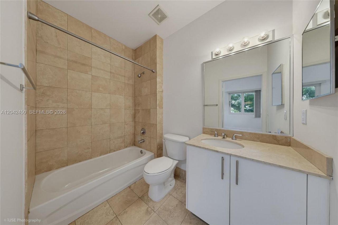 2701 SW 3rd Ave , Unit 301, Miami, FL 33129 Photo