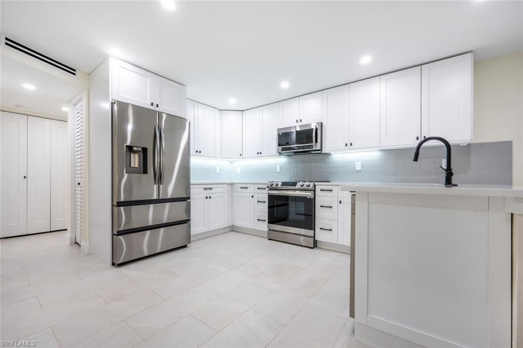 1537 Chesapeake Ave , Unit A-4, Naples, FL 34102 Photo