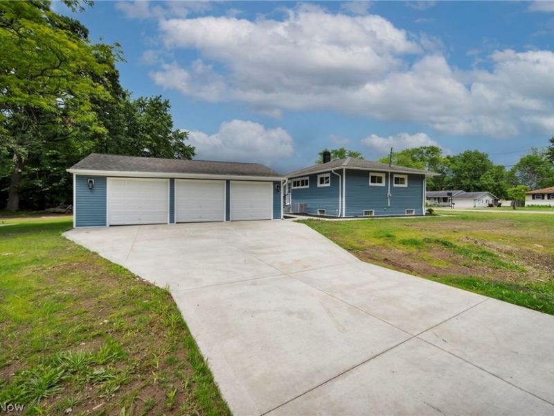 1622 Diana Drive, Brunswick, OH 44212 Photo 3