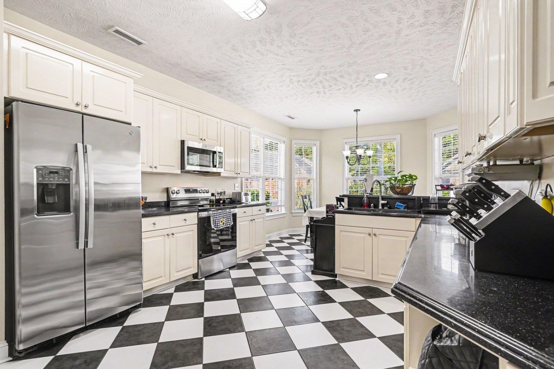 327 Cypress Keyes Ln. Photo 12
