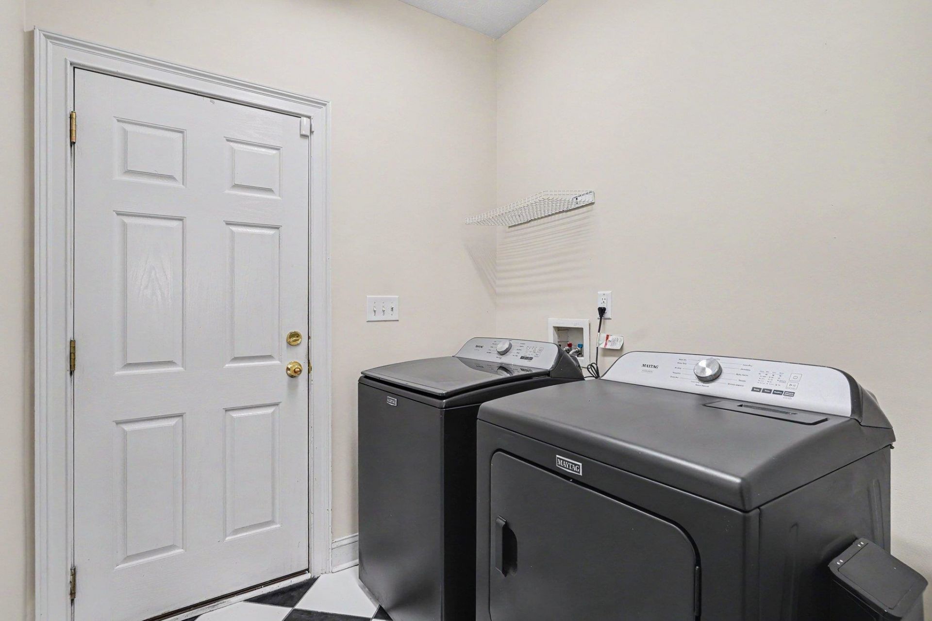327 Cypress Keyes Ln. Photo 19