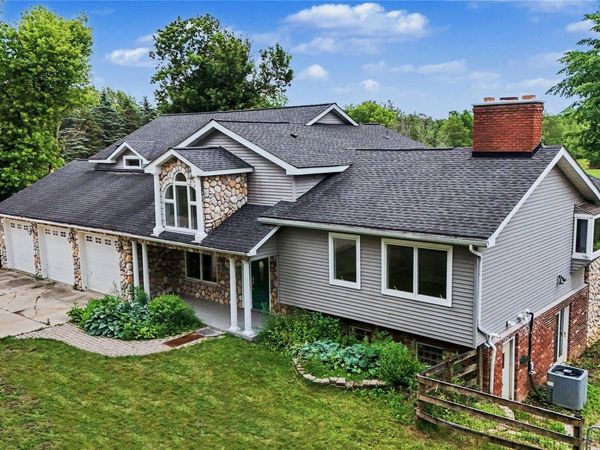 3556 E Dryden Road, Dryden Township, Mi 48455