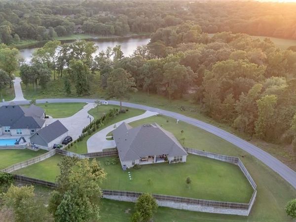 196 County Road 2309, Mineola, TX 75773