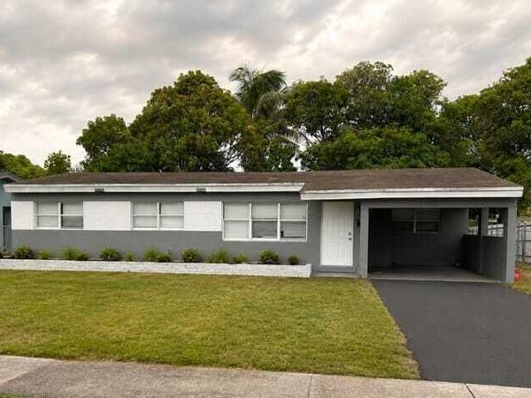 1067 Iroquois Avenue, Fort Lauderdale, FL 33312