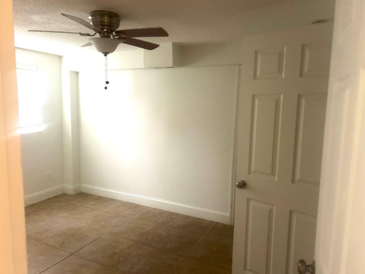 1067 Iroquois Avenue, Fort Lauderdale, FL 33312 Photo