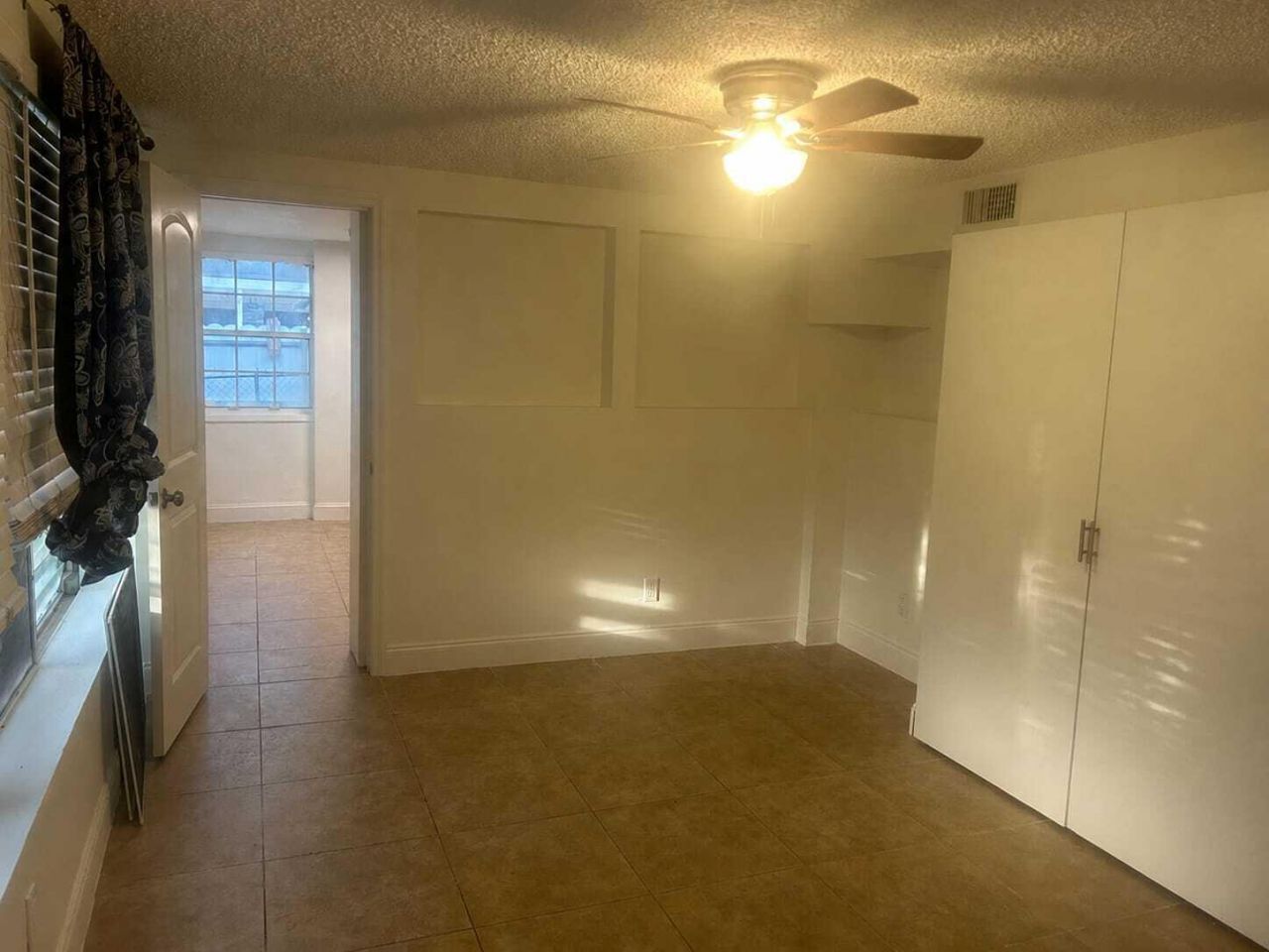 1067 Iroquois Avenue, Fort Lauderdale, FL 33312 Photo