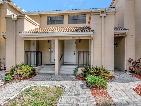 6658 Montego Bay Boulevard, Unit D, Boca Raton, FL 33433