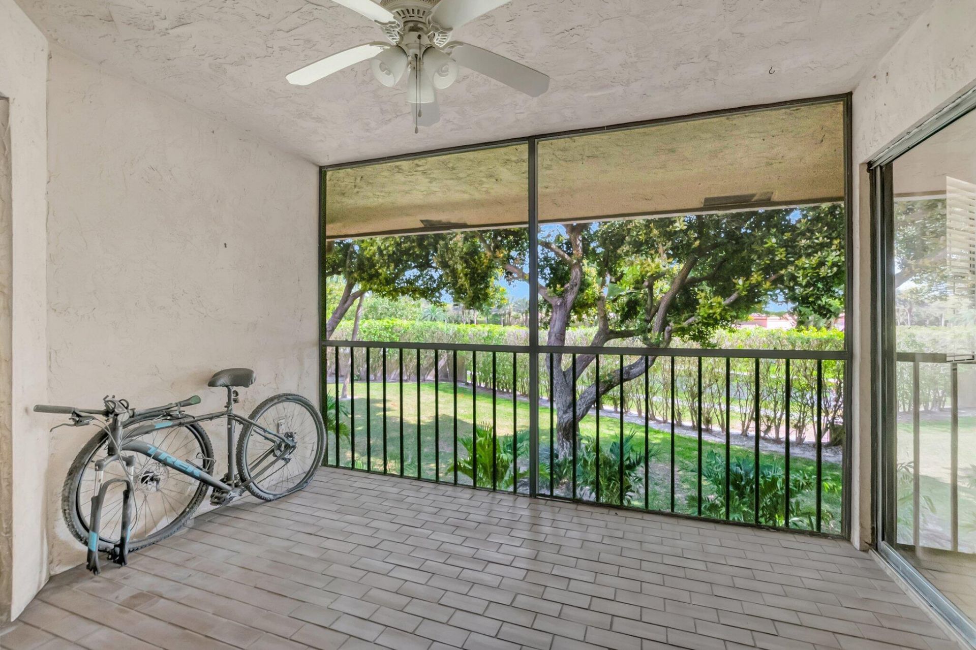 6658 Montego Bay Boulevard, Unit D, Boca Raton, FL 33433 Photo