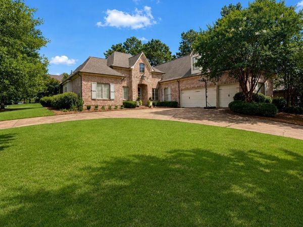 102 Glenwood Bend, Madison, MS 39110