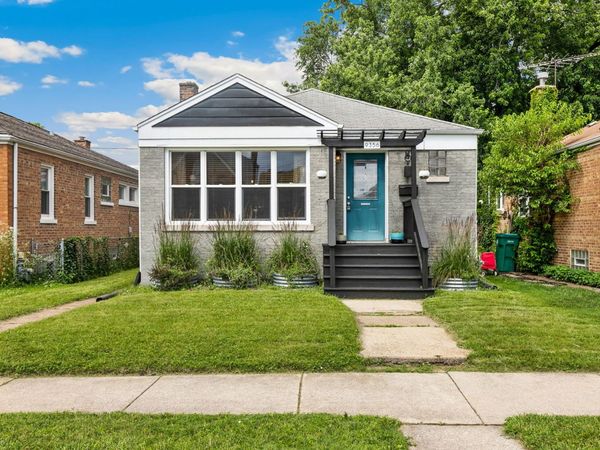 9356 S Richmond Avenue , Evergreen Park, IL 60805