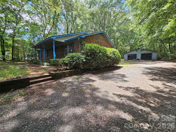 11488 Beagle Street , Midland, NC 28107