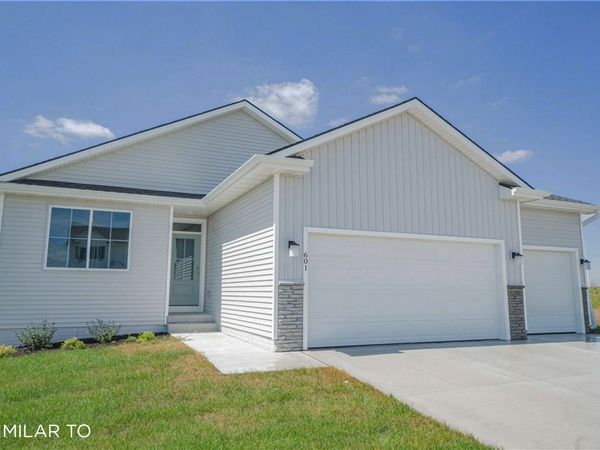 6507 NE Kendall Avenue, Pleasant Hill, IA 50327