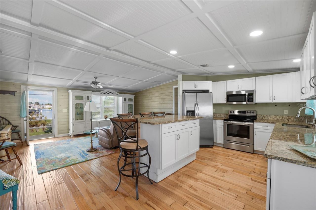 4220 Deltona Drive , Punta Gorda, FL 33950 Photo
