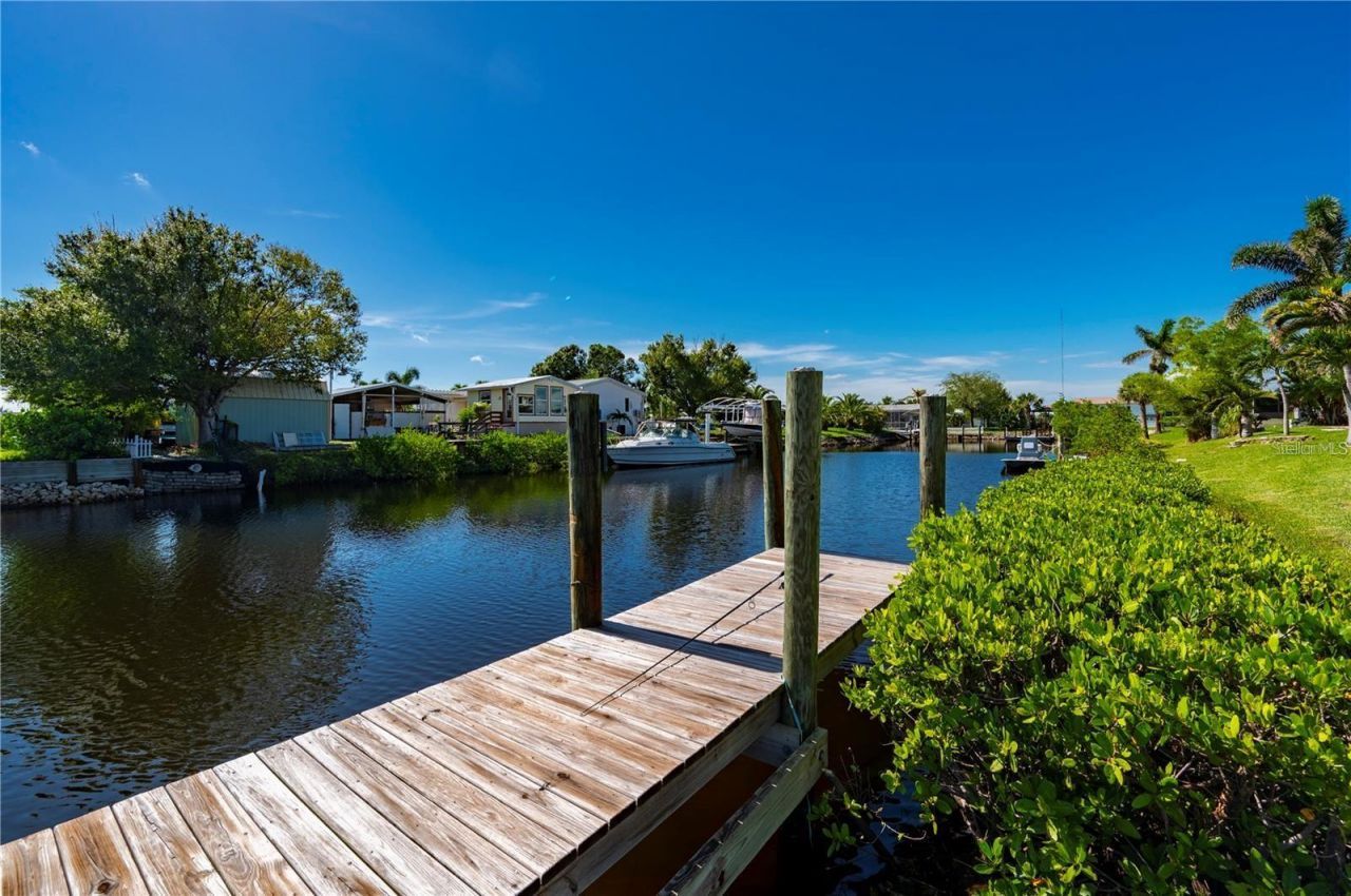 4220 Deltona Drive , Punta Gorda, FL 33950 Photo