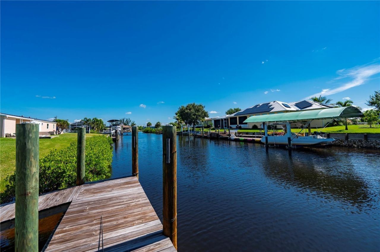 4220 Deltona Drive , Punta Gorda, FL 33950 Photo