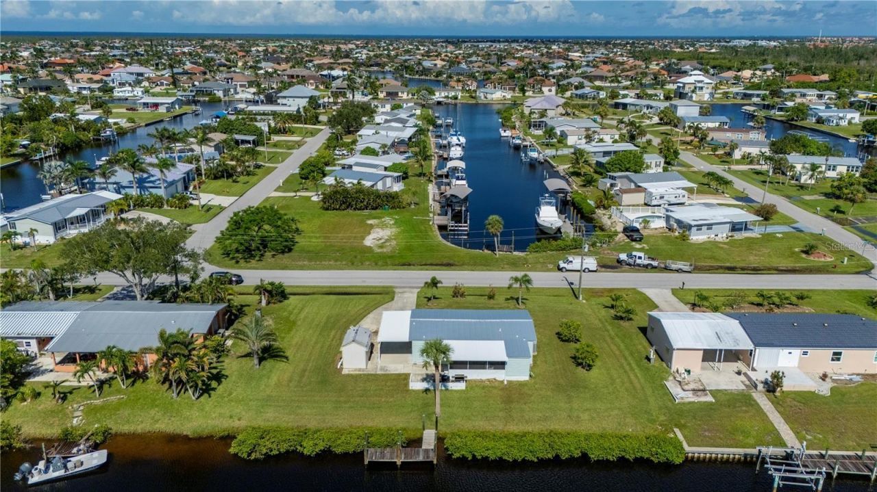 4220 Deltona Drive , Punta Gorda, FL 33950 Photo