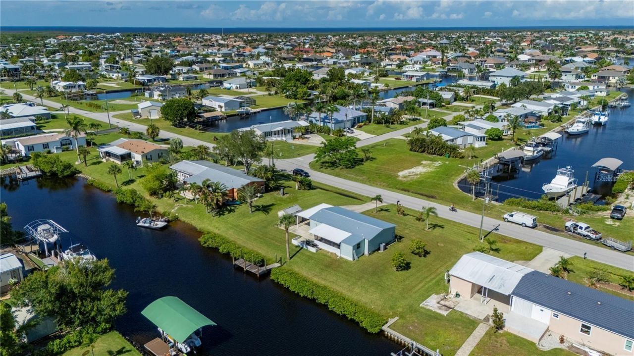 4220 Deltona Drive , Punta Gorda, FL 33950 Photo