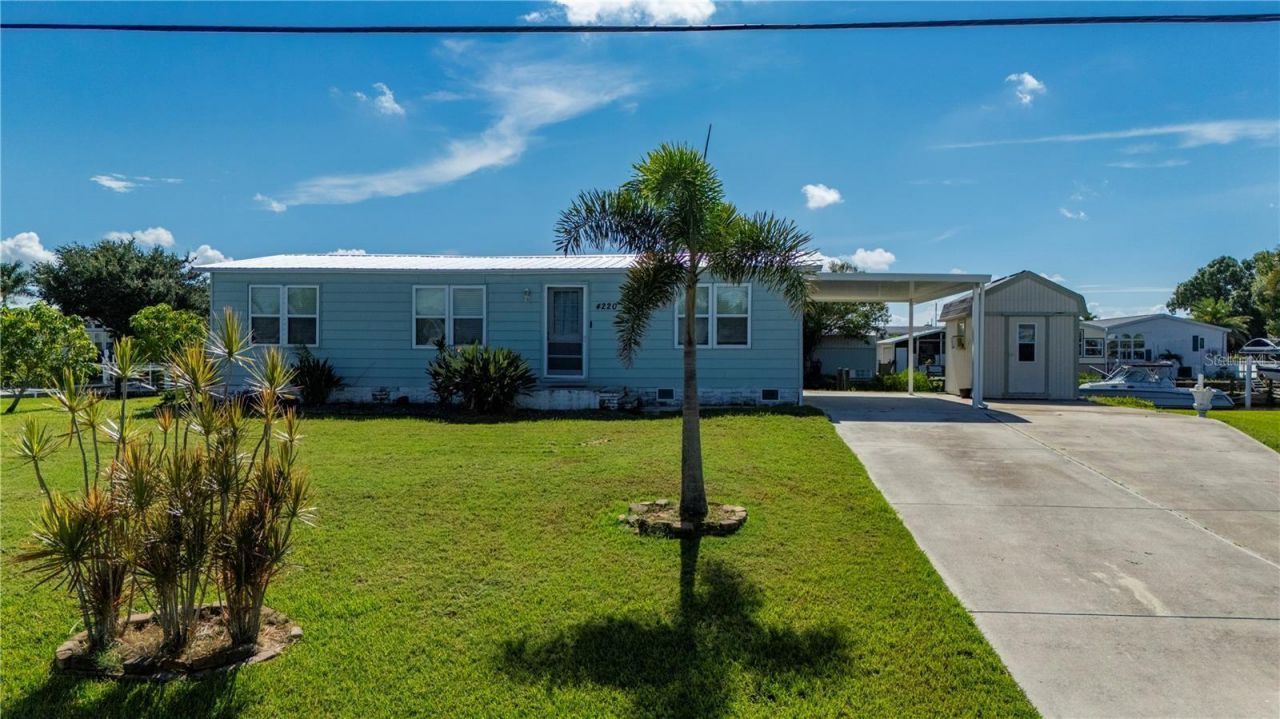 4220 Deltona Drive , Punta Gorda, FL 33950 Photo