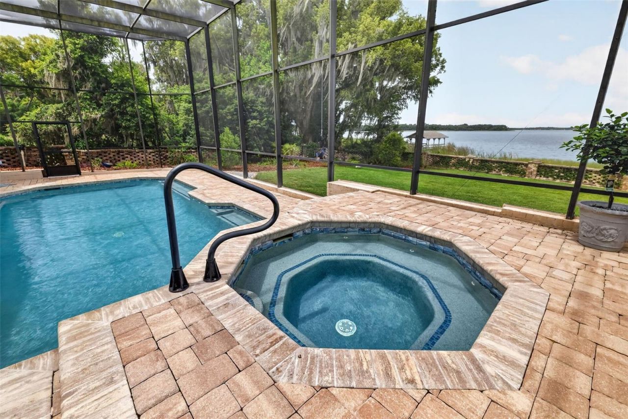 6118 Dora Dr, Mount Dora, FL 32757 Photo