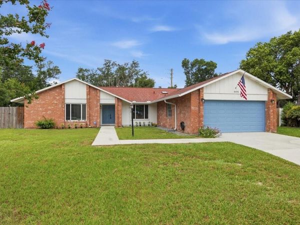 8495 CARAWAY COURT , ORLANDO, FL 32819