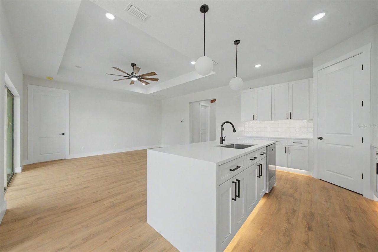 7159 Golf Club Drive , Sebring, FL 33876 Photo