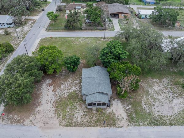 5 NORTH STREET , FROSTPROOF, FL 33843