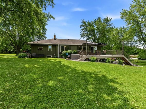 646 W Townline ROAD, Oconomowoc, WI 53066