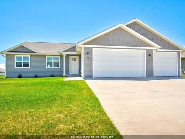3411 E AQUAMARINE AVENUE, Appleton, WI 54913