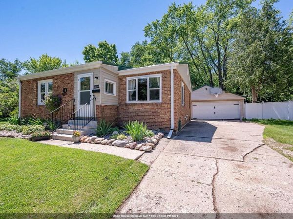 1016 S 7TH STREET, De Pere, WI 54115