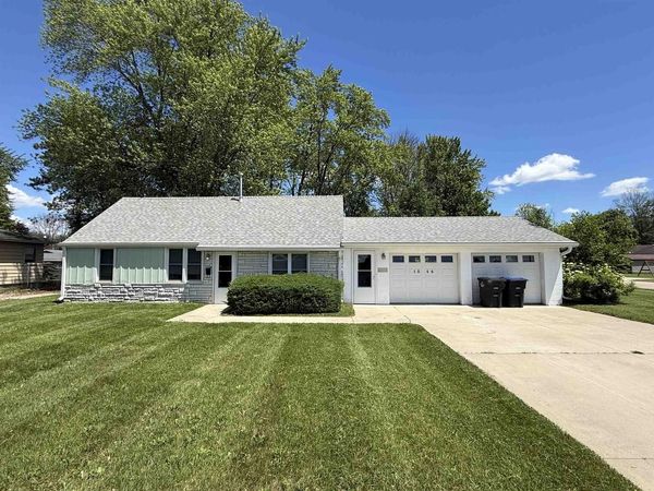 1046 S EVERGREEN STREET, Shawano, WI 54166