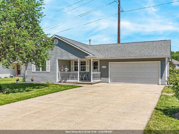 2209 HIGH MEADOWS LANE, Neenah, WI 54956