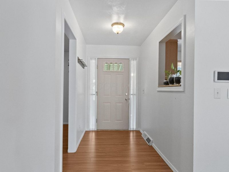 800 White Oak Drive, Springfield, OH 45504 Photo 8