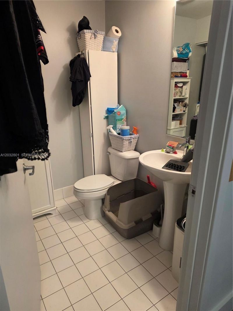 888 Biscayne Blvd, Unit 5107, Miami, FL 33132 Photo