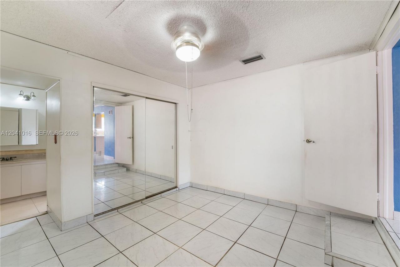 11941 SW 4th St , Miami, FL 33184 Photo