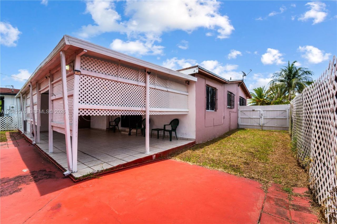 11941 SW 4th St , Miami, FL 33184 Photo