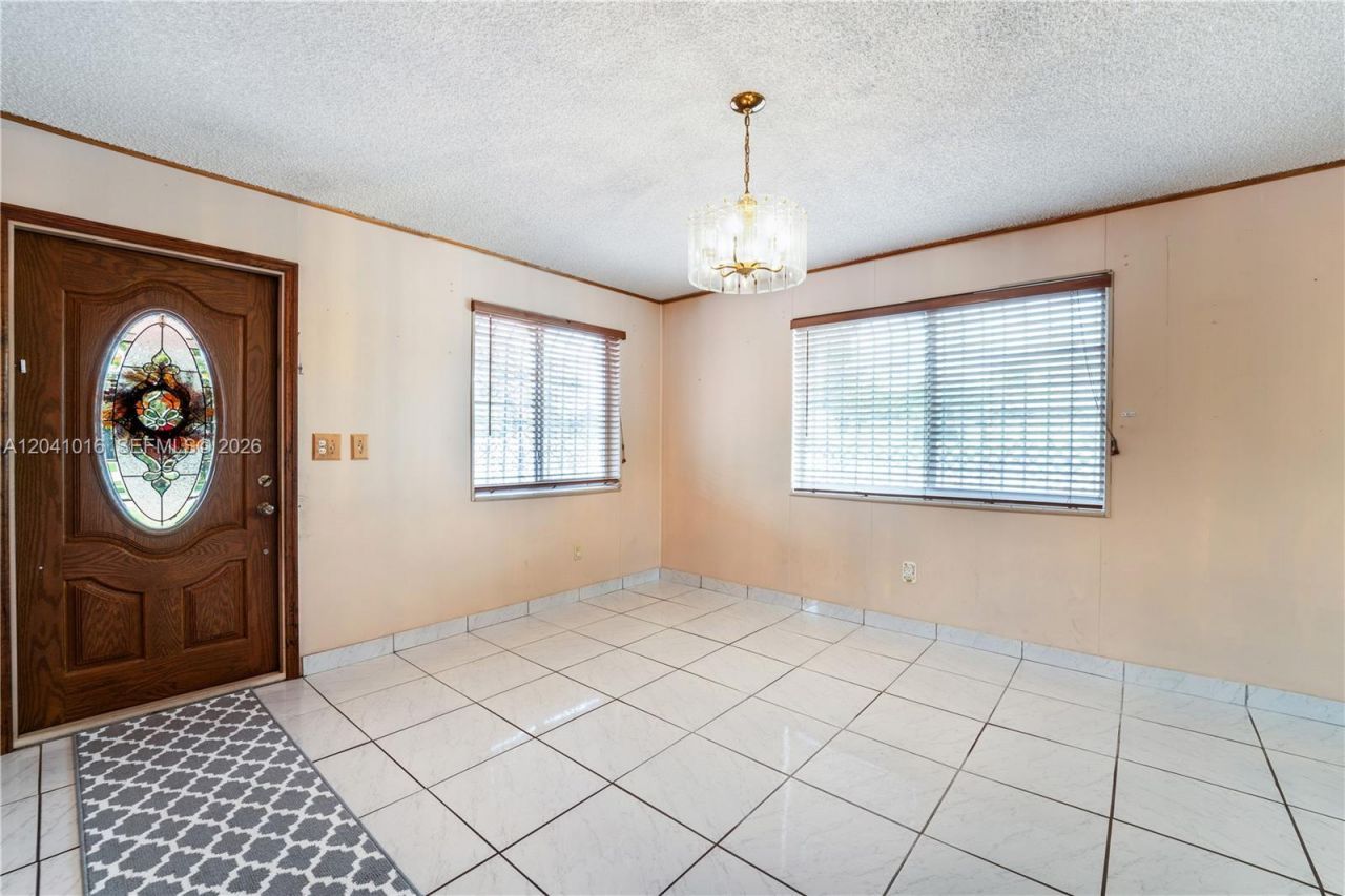 11941 SW 4th St , Miami, FL 33184 Photo