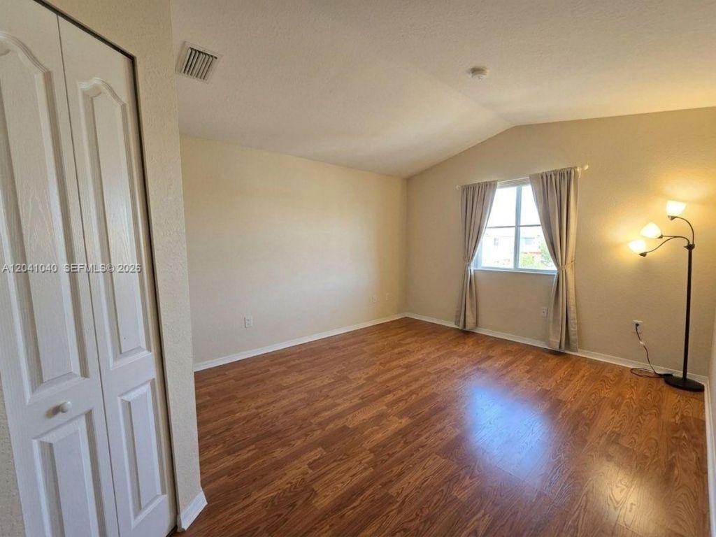 8936 W Flagler St , Unit 204, Miami, FL 33174 Photo