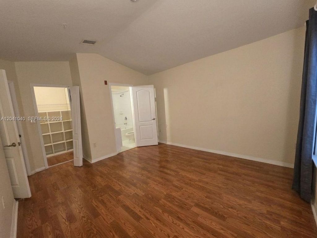 8936 W Flagler St , Unit 204, Miami, FL 33174 Photo